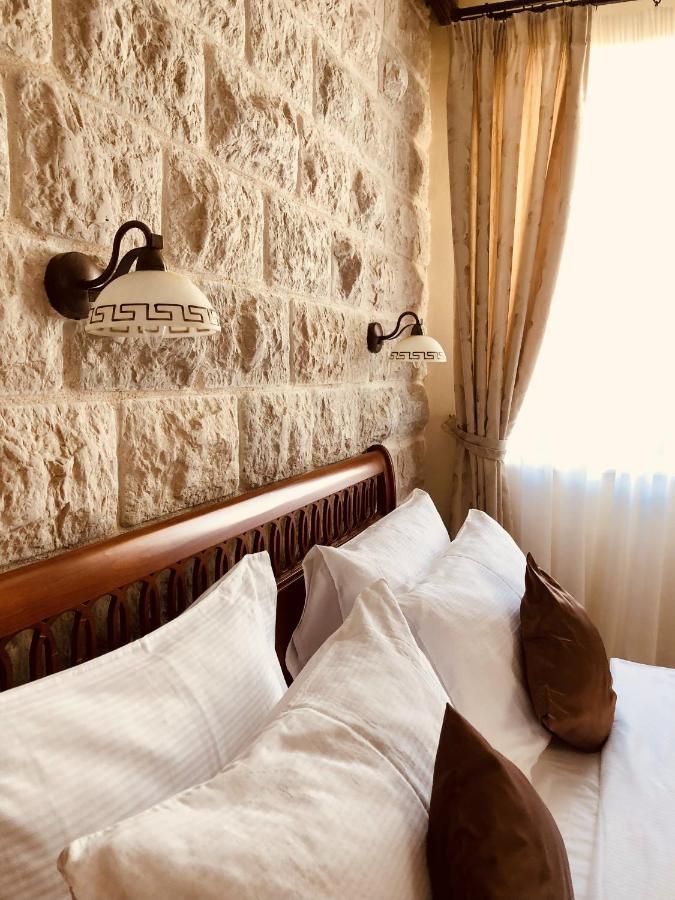Hotel Carrubba 동하 라스트바 외부 사진