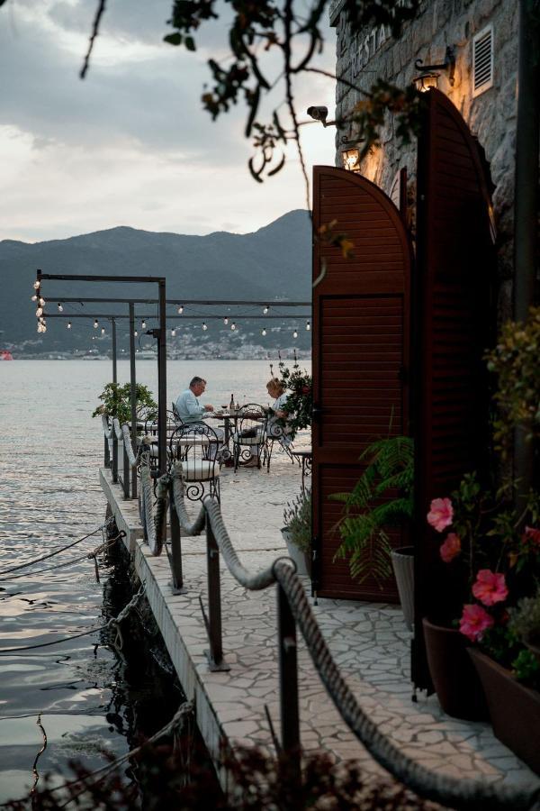 Hotel Carrubba 동하 라스트바 외부 사진