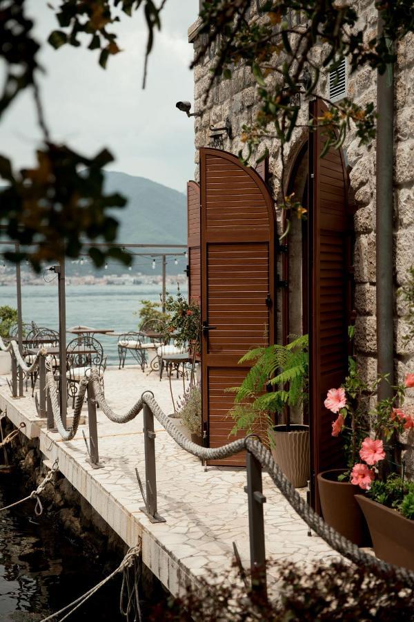 Hotel Carrubba 동하 라스트바 외부 사진